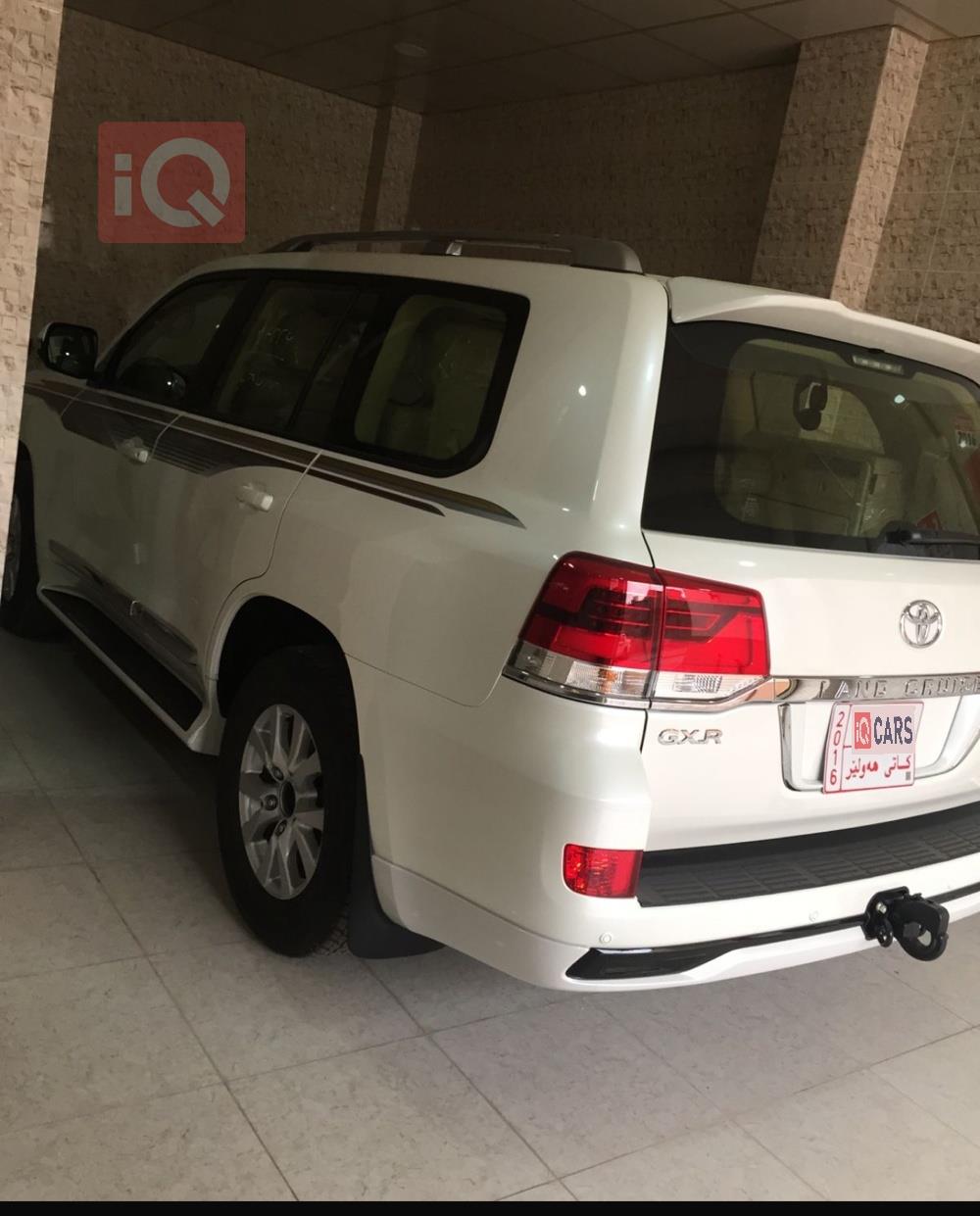 تويوتا لاندكروزر